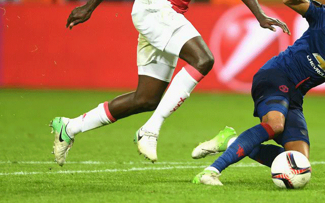 ajax-fanzone:-3000-reviews-with-4.4-stars-on-average